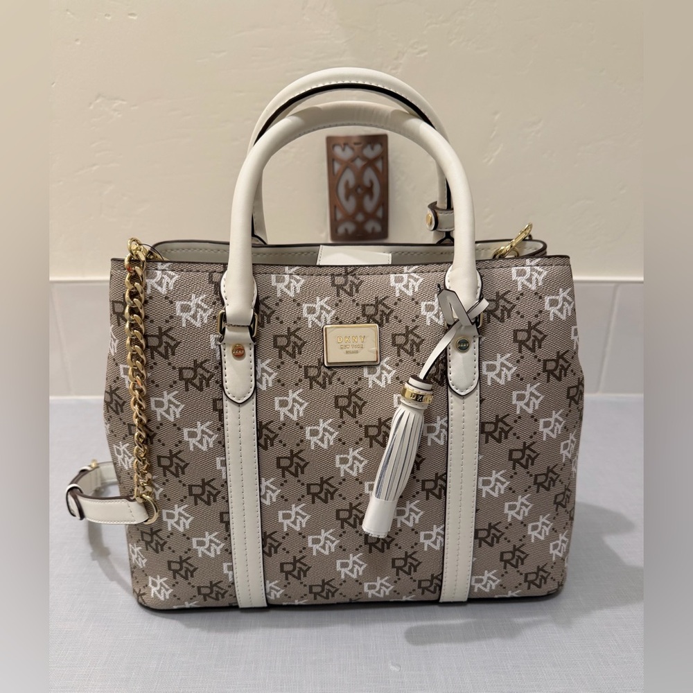 DKNY Satchel - shoulder tote bag